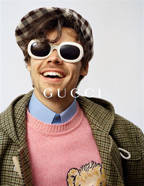 harry gucci shirt|harry styles Gucci model.